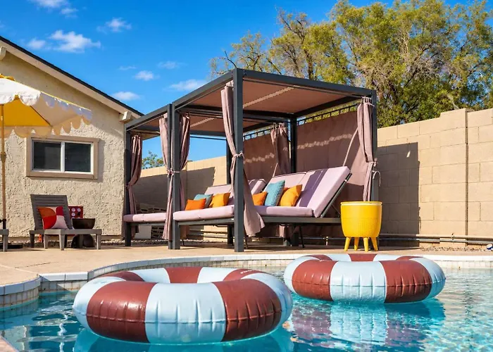Heatwave Hideaway - Pool - Pickleball - Games *