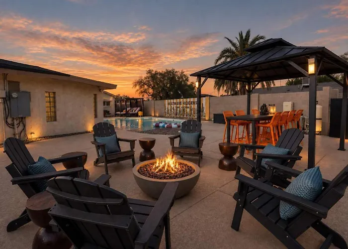 Heatwave Hideaway - Pool - Pickleball - Games Tempe