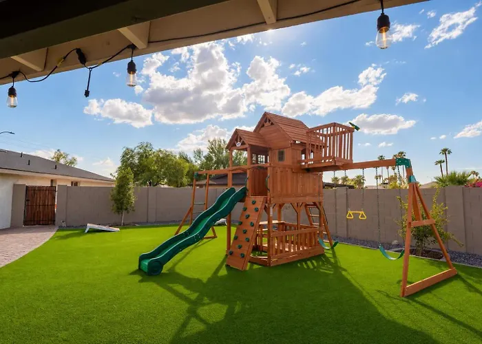 Heatwave Hideaway - Pool - Pickleball - Games Tempe