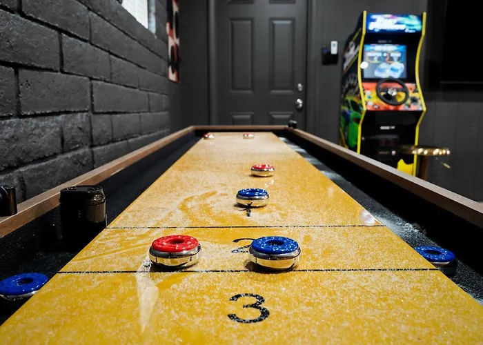 Heatwave Hideaway - Pool - Pickleball - Games Holiday home Tempe